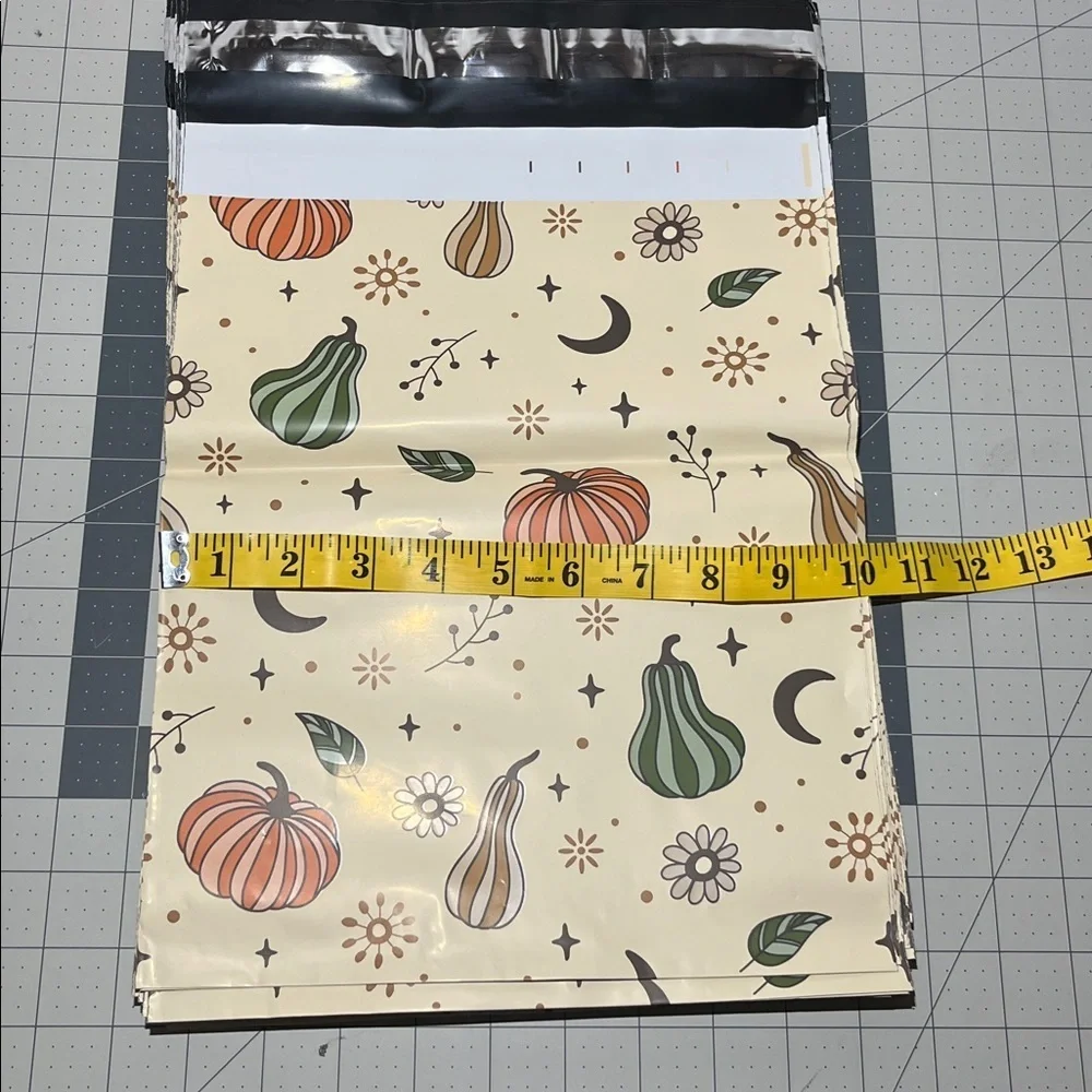 10 Autumn Harvest Pattern poly mailers